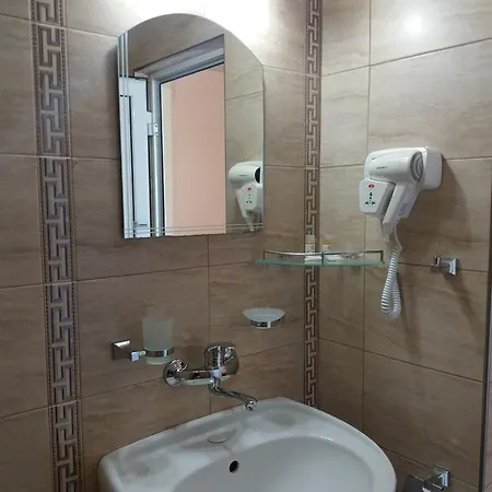 Sirena 2* بريمورسكو